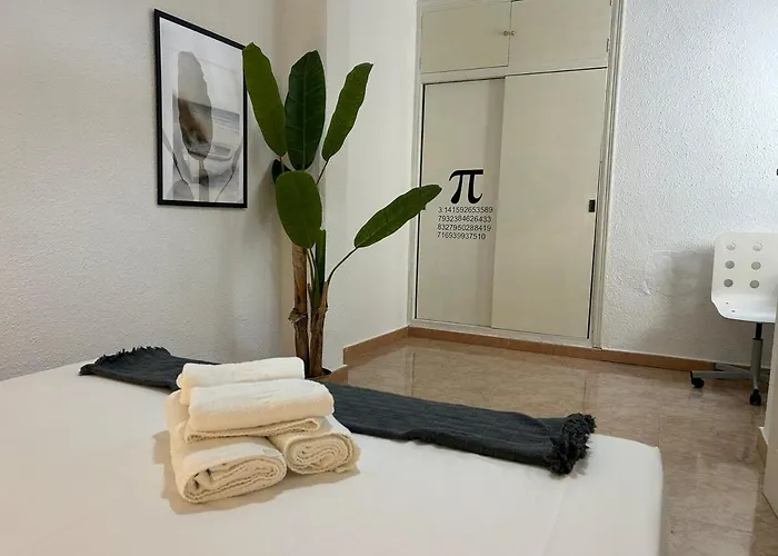 Santa Faz 3 Izq Plaza Centro 6 Huespedes Alicante