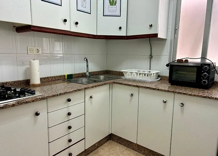 Santa Faz 3 Izq Plaza Centro 6 Huespedes * Alicante